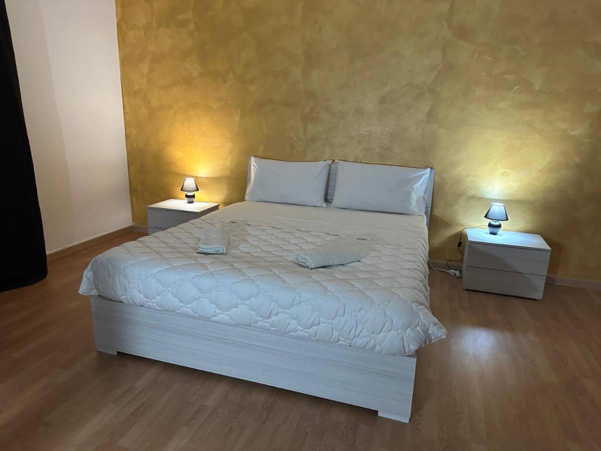 Leone D'Oro 2 - Milano Street Hotel Mestre Kültér fotó
